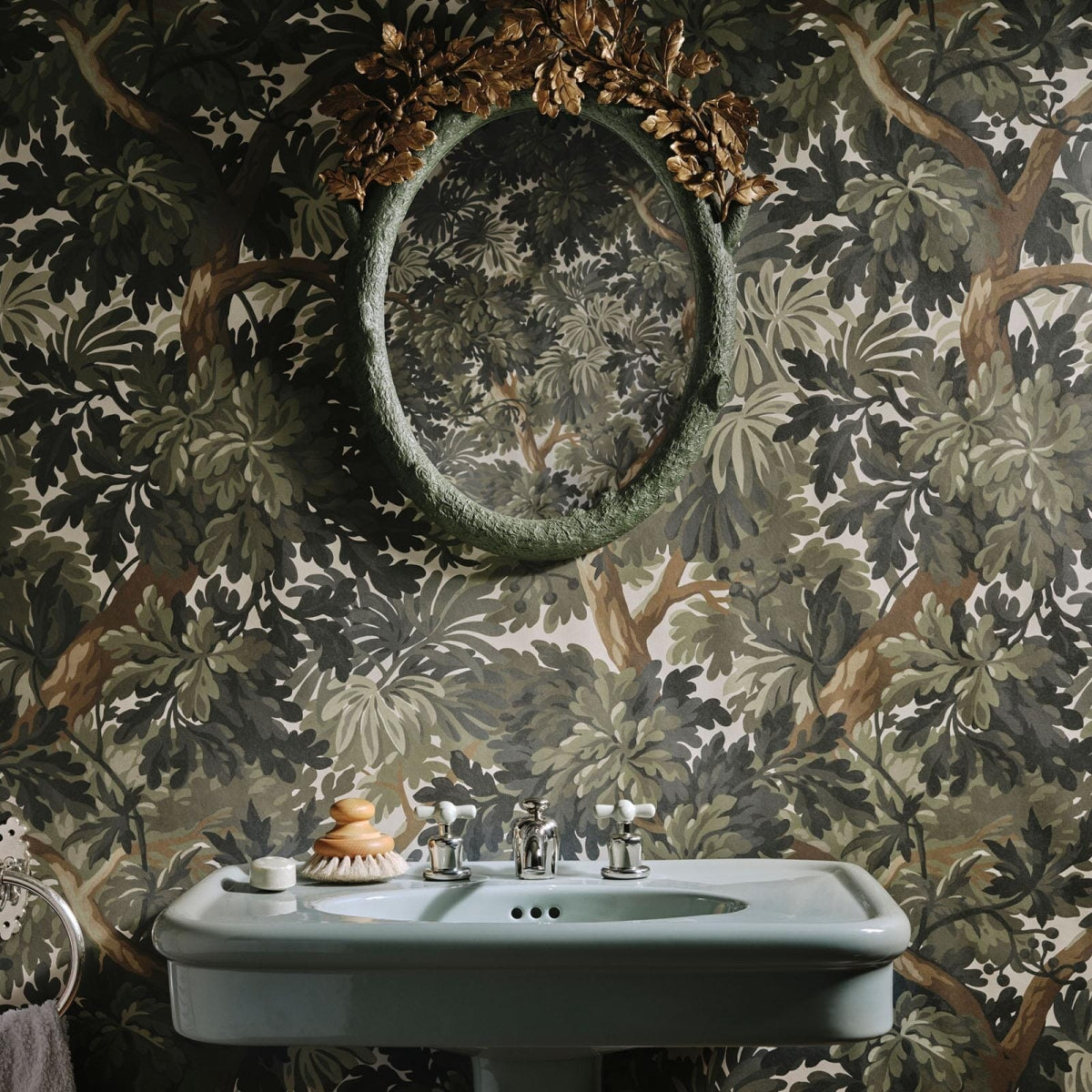 Foris Magna Wallpaper - Verdure - House of Hackney