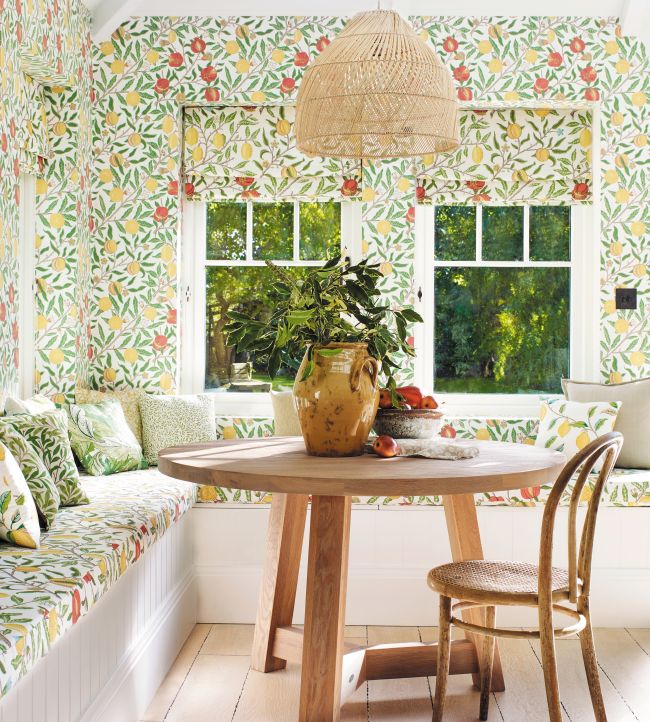 Fruit Wallpaper - Bayleaf/Russet - 217087 - Morris & Co