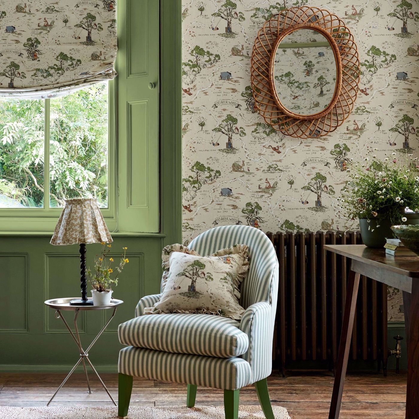 Hundred Acre Wood Wallpaper - Cashew - DDIW217291 - Sanderson
