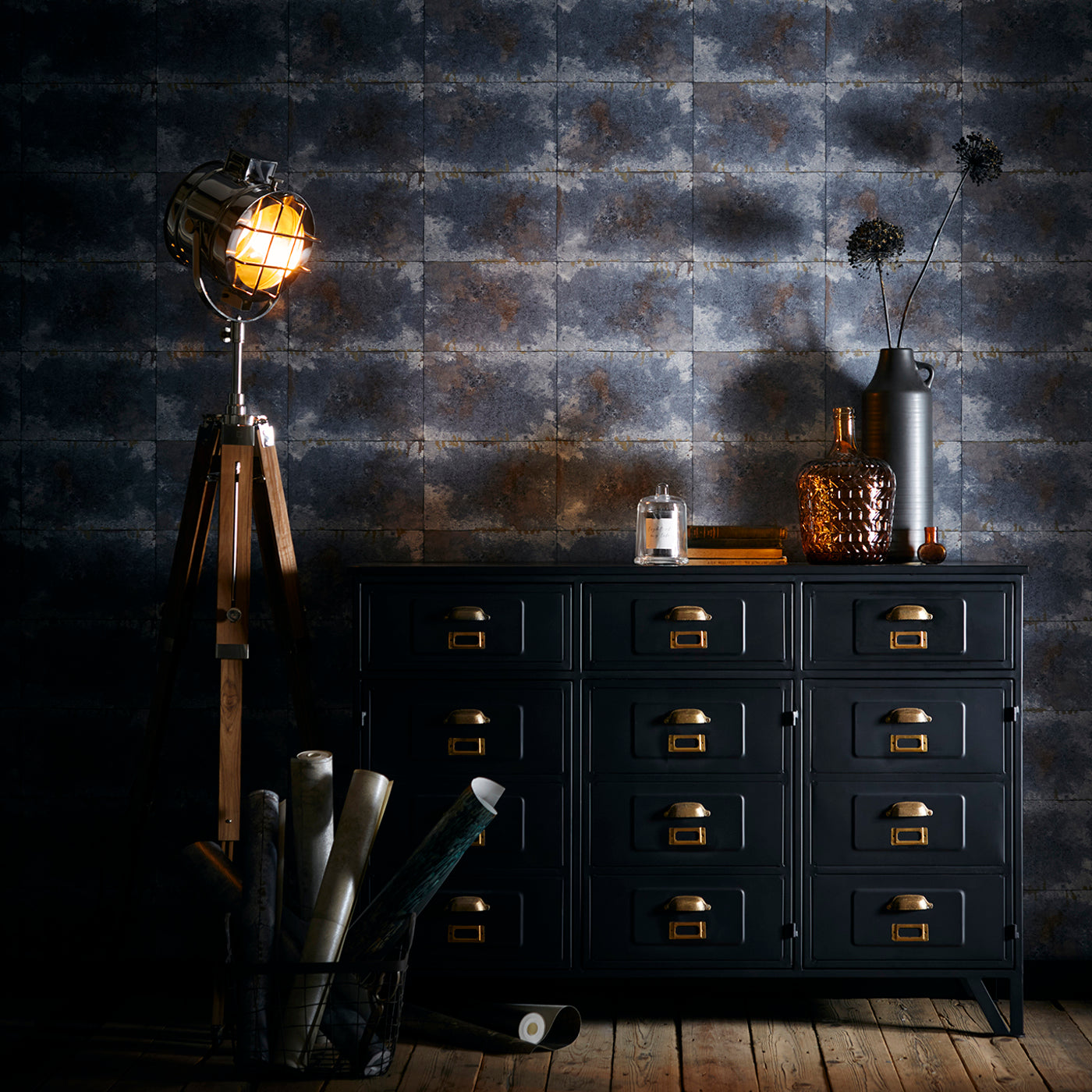 Igneous Wallpaper - Slate - Clarke & Clarke