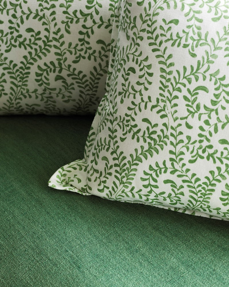 Hopper Fabric - Green - Jane Churchill