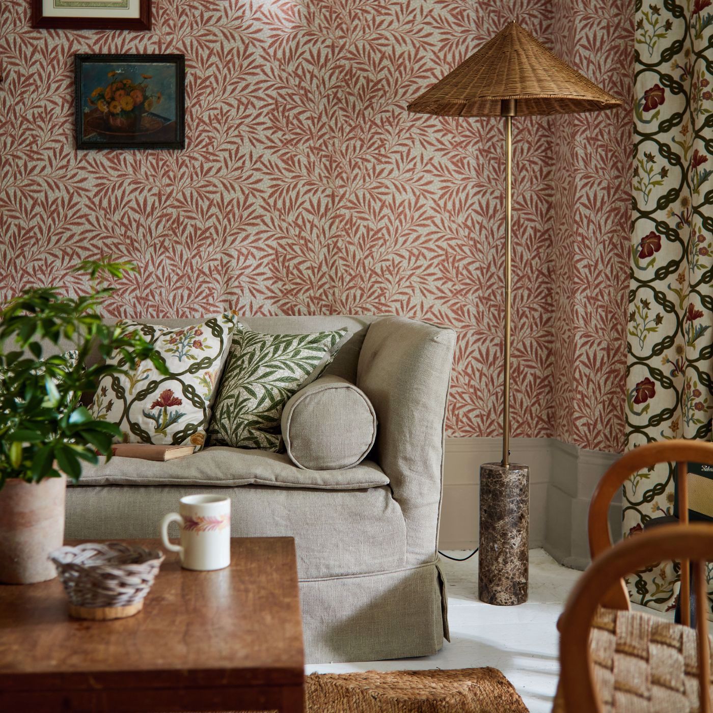 Emery’s Willow Chrysanthemum Pink Room Wallpaper