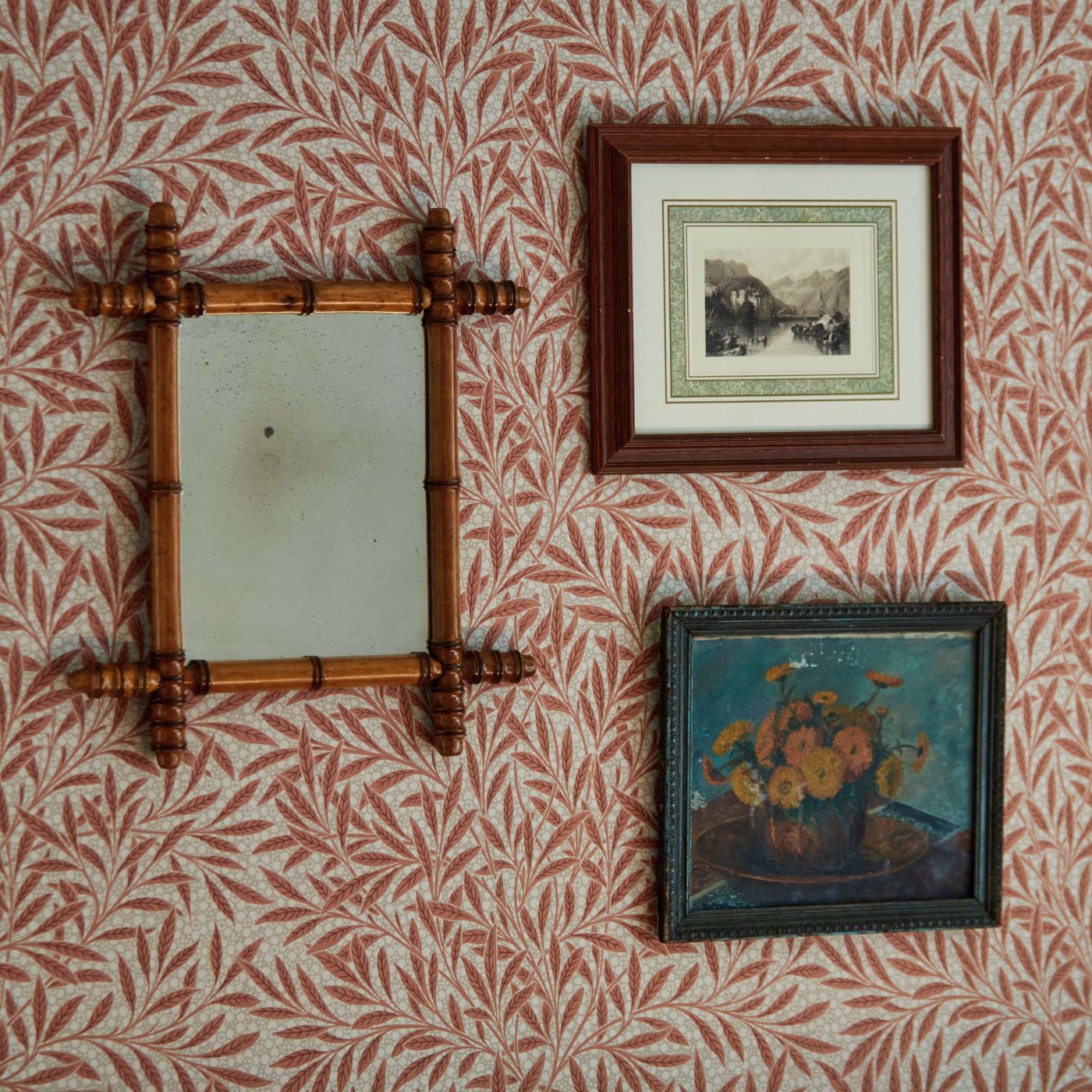 Emery’s Willow Chrysanthemum Pink Room Wallpaper