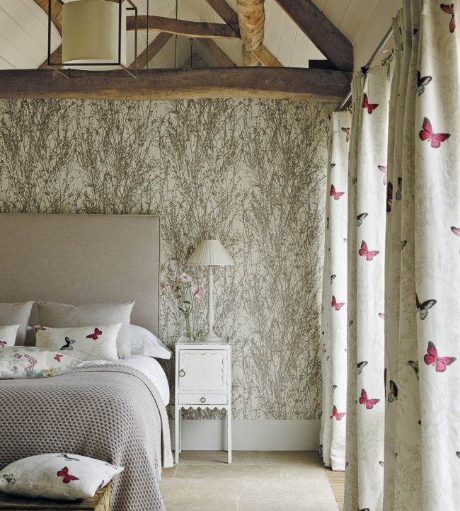 Meadow Canvas Wallpaper - White/Parchment - DWOW215695 - Sanderson