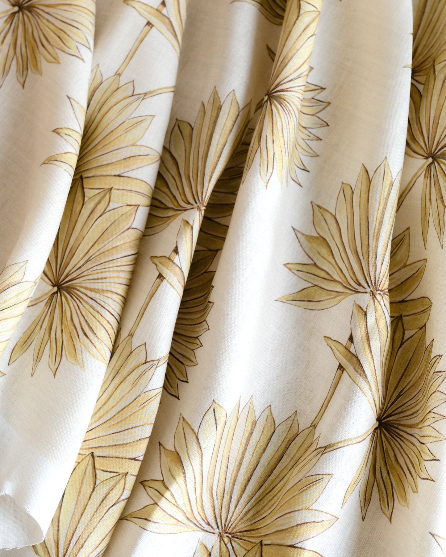 Palmetto Blanca Fabric with 100% Linen - Green - Wear The Walls