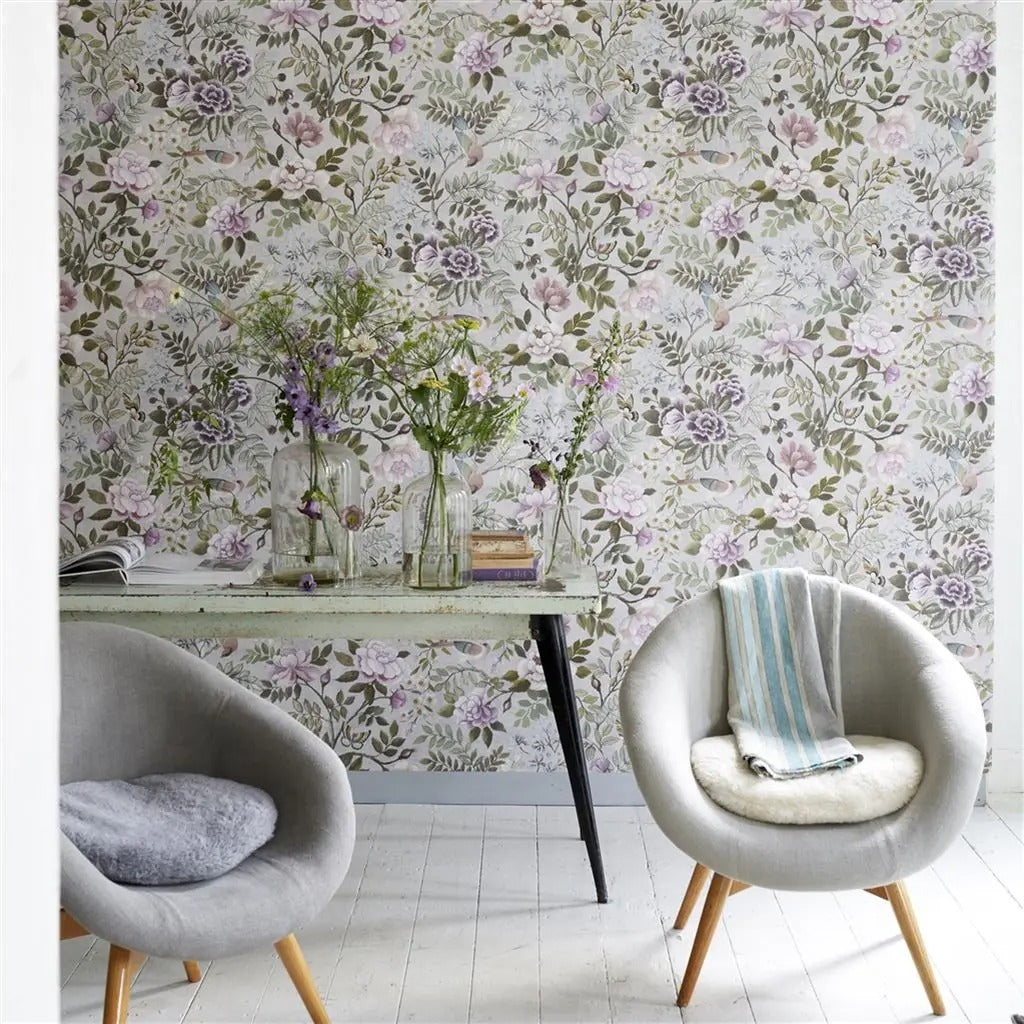 Porcelaine De Chine Cameo Room Wallpaper
