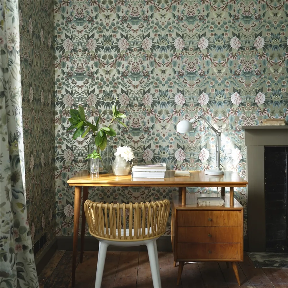 Ikebana Damask Gilver Room Wallpaper
