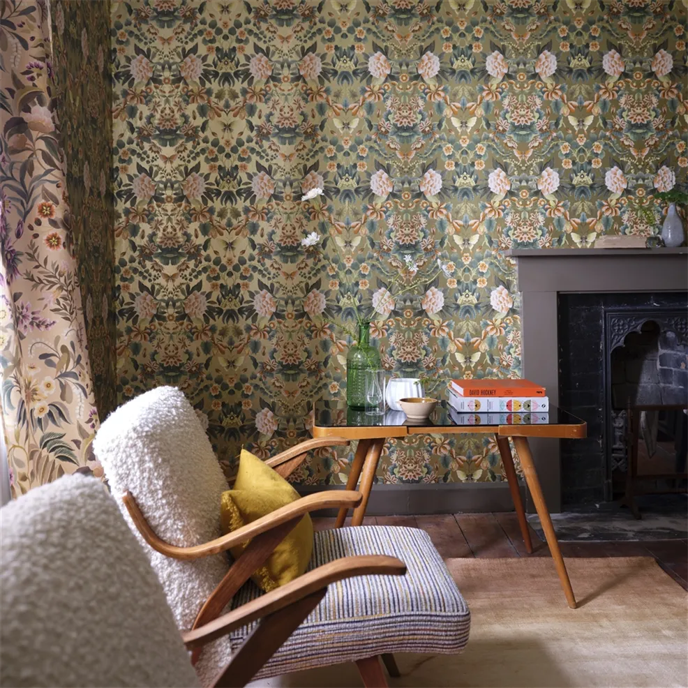 Ikebana Damask Gold Room Wallpaper