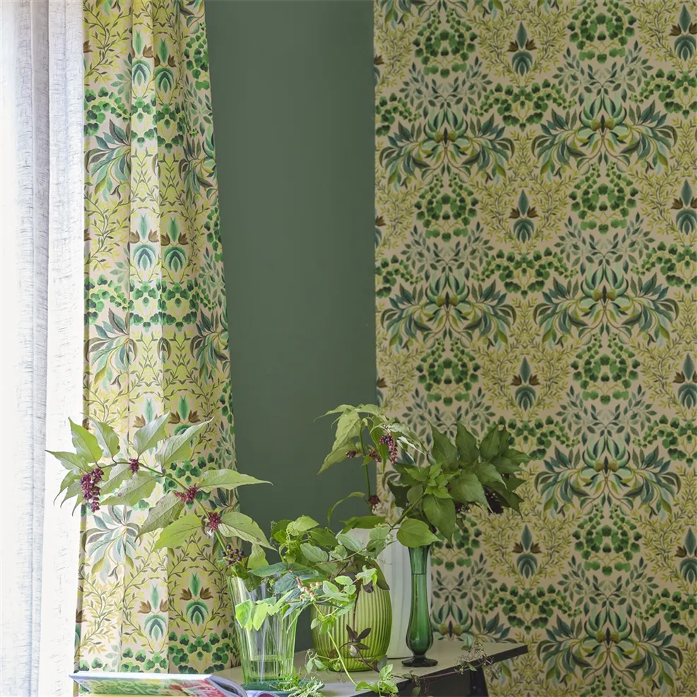 Karakusa Emerald Room Wallpaper
