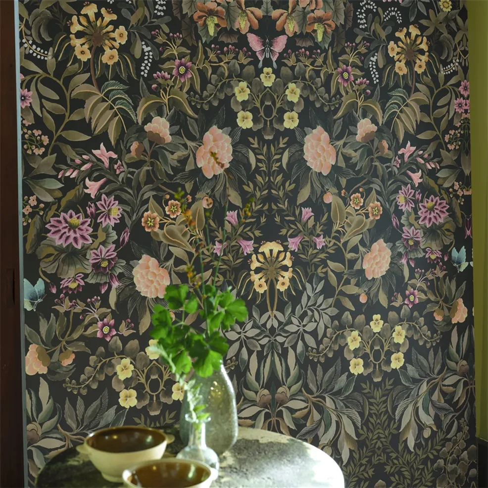 Ikebana Grande Chocolate Room Wallpaper