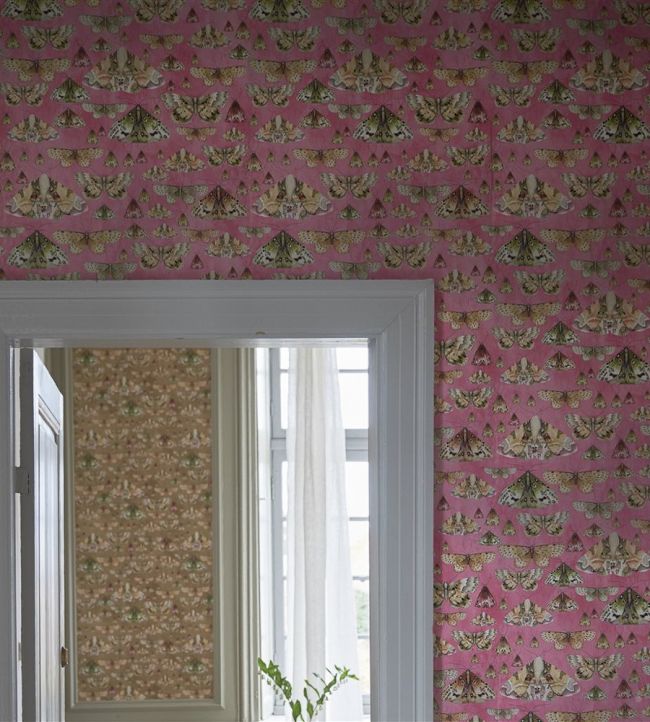 Issoria Room Wallpaper - Pink