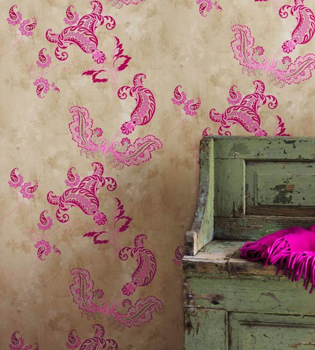 Paisley Wallpaper - Hot Pink on Tea Stain - BG0800-201 - Barneby Gates