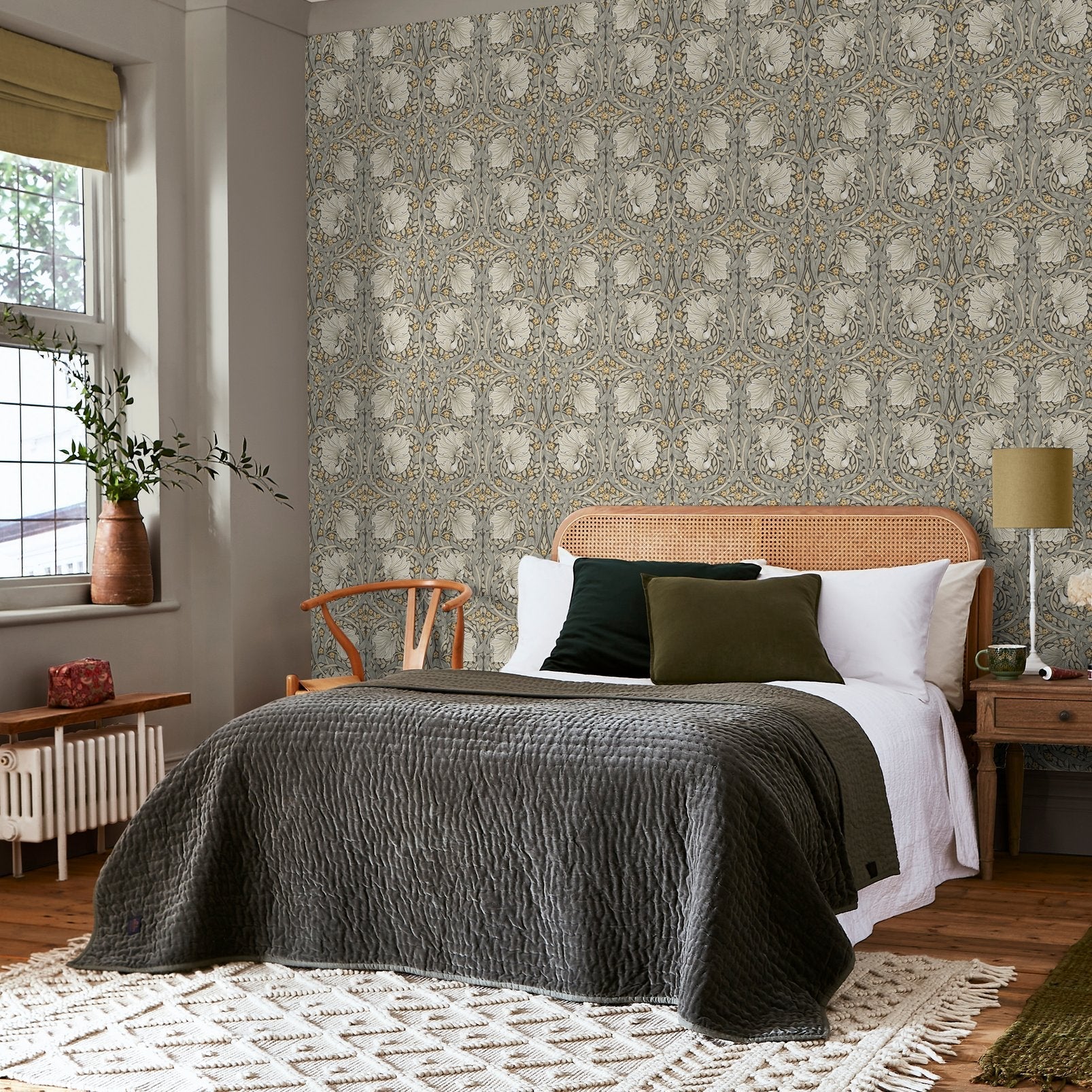 Pimpernel Wallpaper - Grey - 124240 - William Morris AH