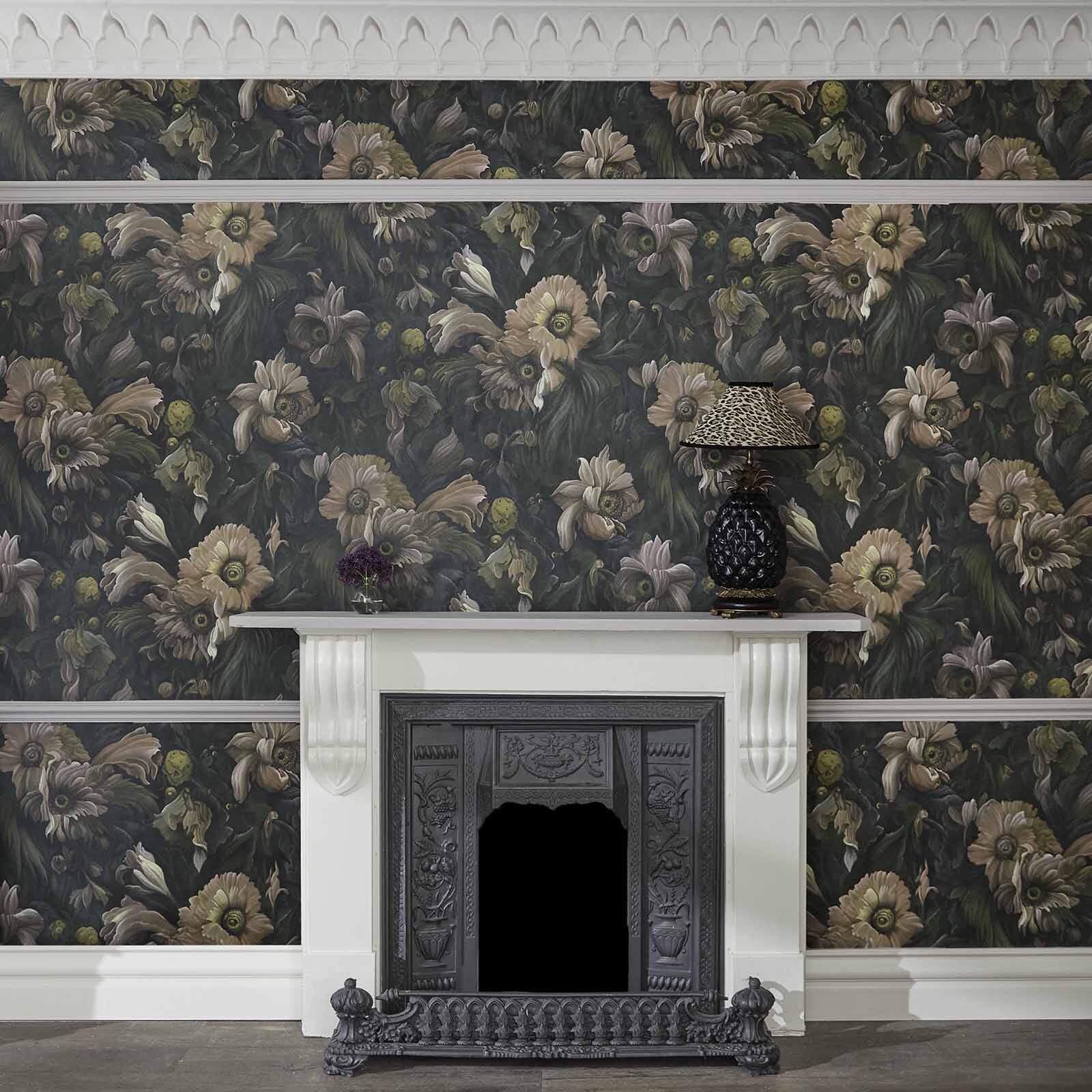 Umbra Wallpaper - Verde - House of Hackney