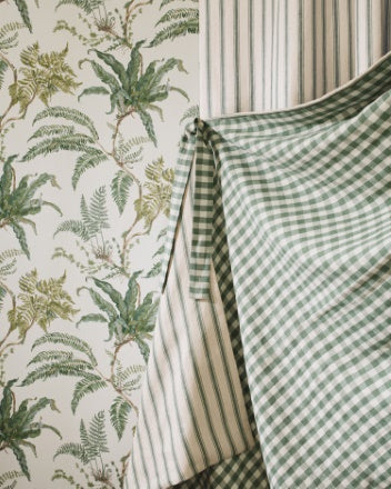 Woodfern Room Wallpaper - Green