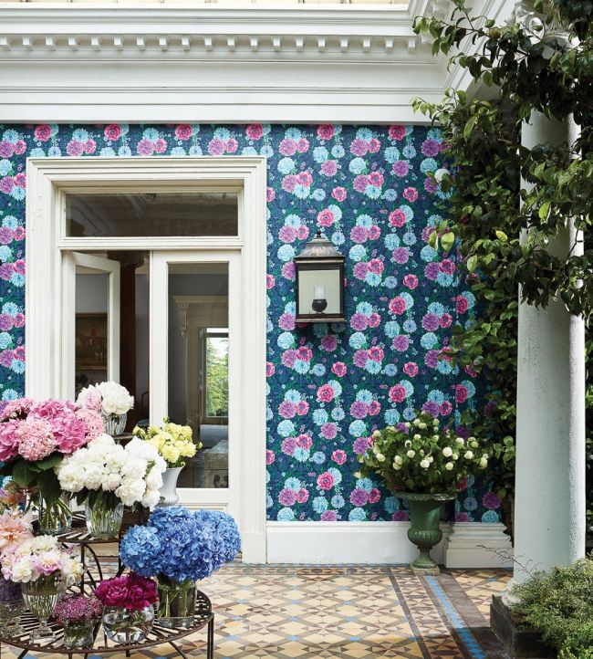 Duchess Garden Wallpaper