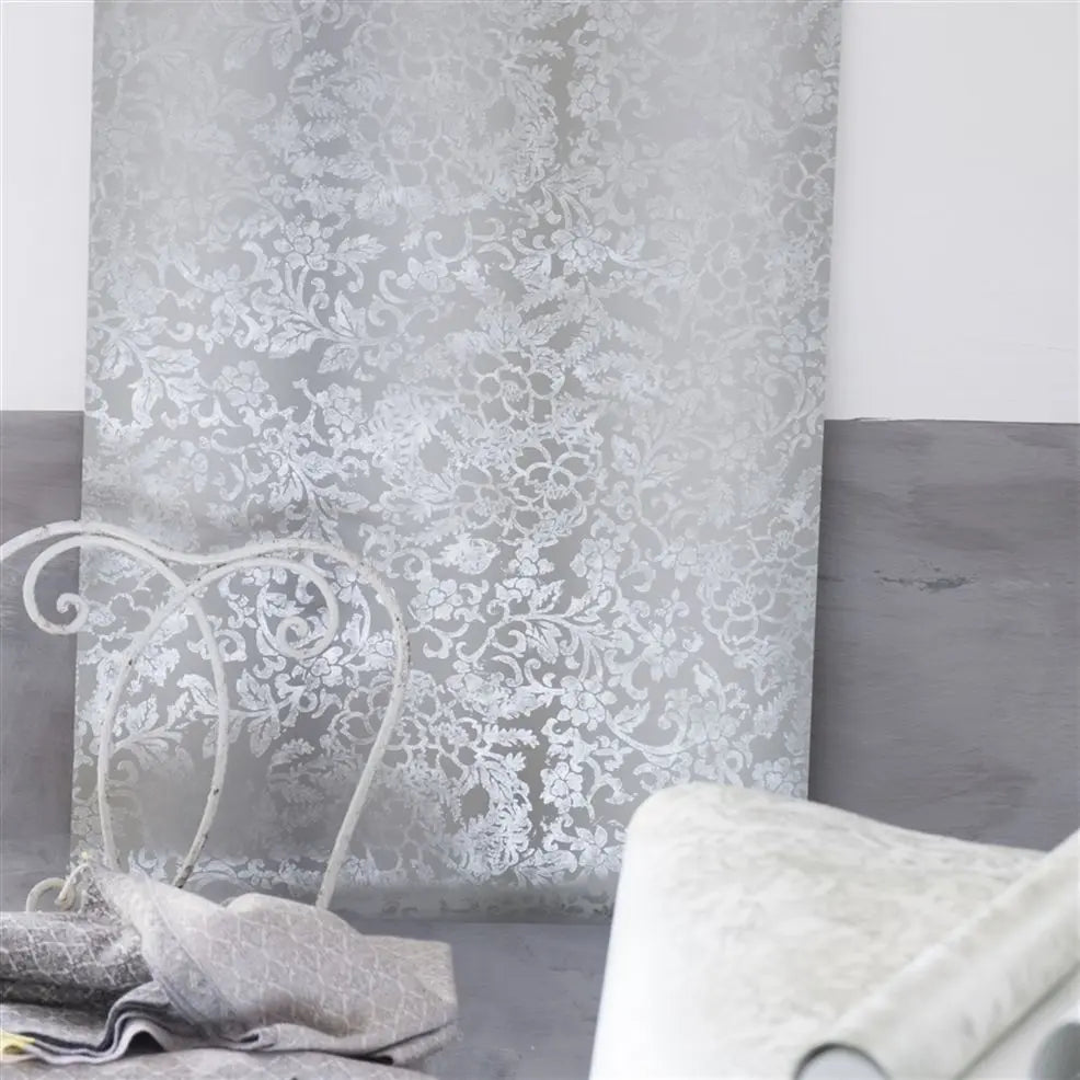 Yuzen Wallpaper - Graphite - P628/04 - Designers Guild