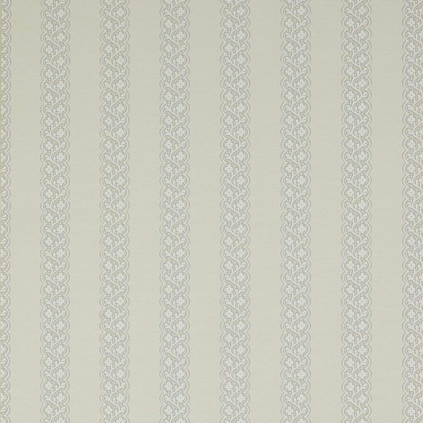 Britta Wallpaper - Silver - Colefax & Fowler - 07185 - 01