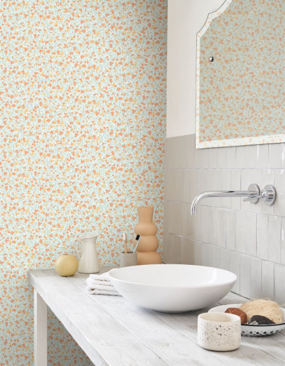 Cherry Flower Market Wallpaper - Blanc / Corail - Casadeco - 89223333 - Premier Wallcovering