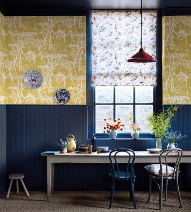 Cow Parsley Wallpaper - Soot & Snow - 66/7046 - Cole & Son - Premier Wallcovering