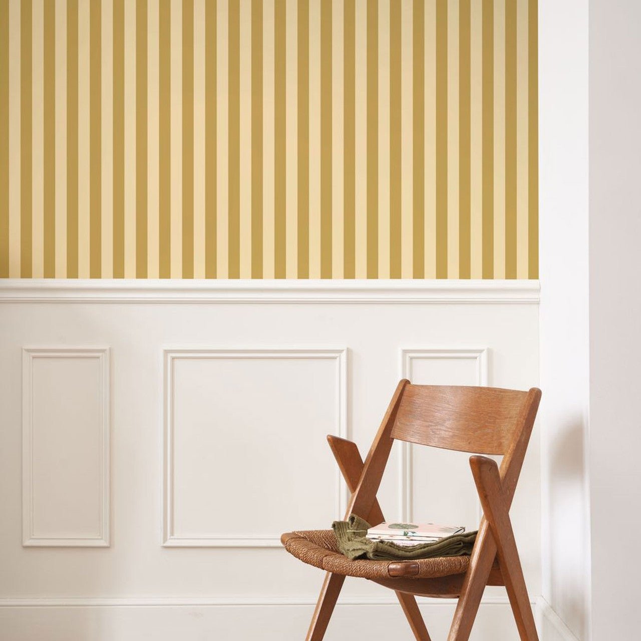 Elizabeth Heritage Wallpaper - Moutarde - Casadeco - 201241777 - Premier Wallcovering