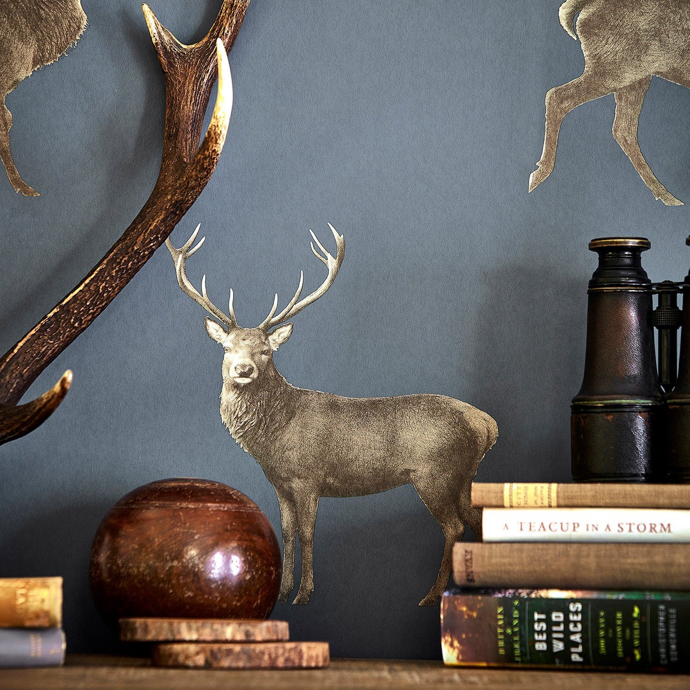 Evesham Deer Wallpaper - Indigo - DYSI216620 - Sanderson