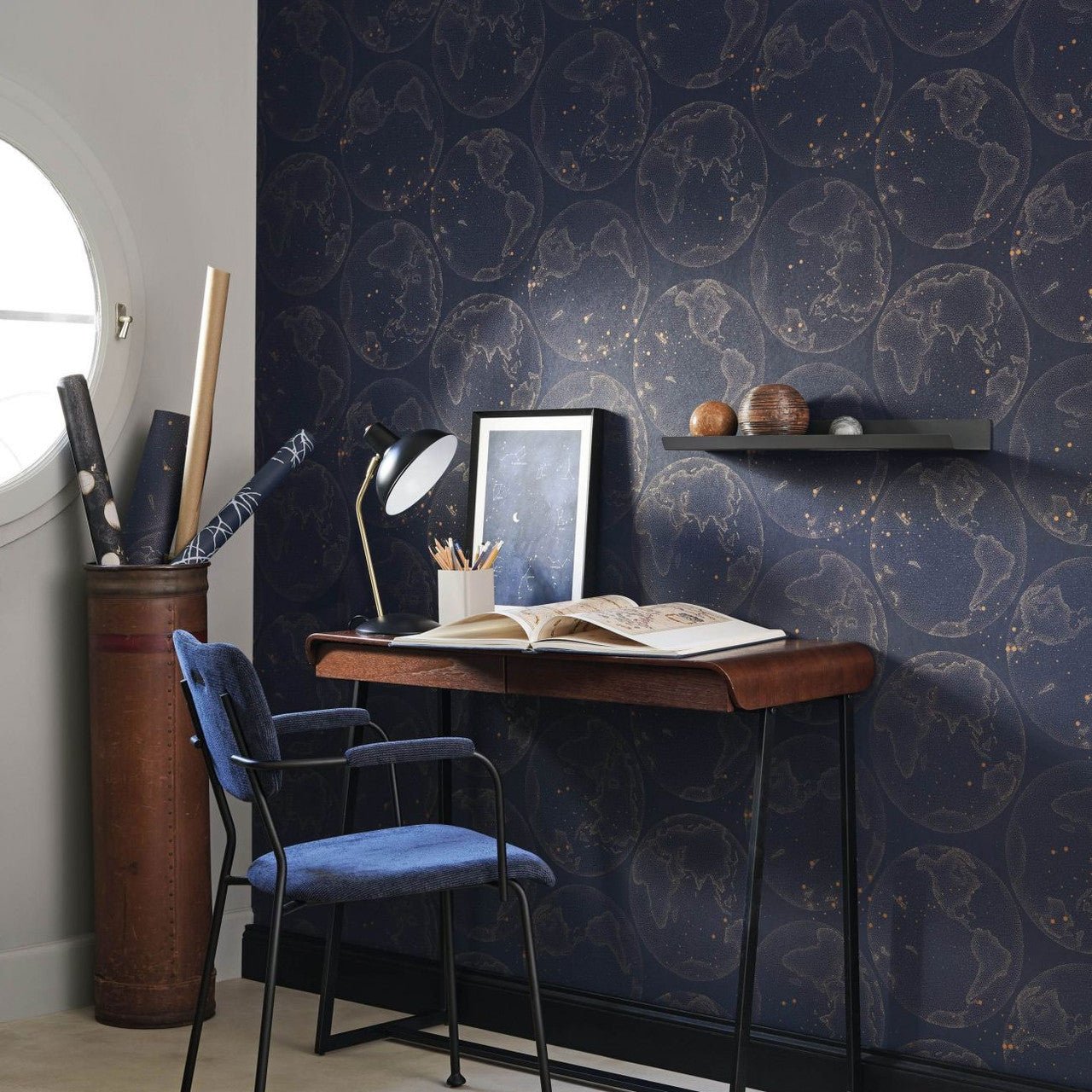 Galilee Voyage Onirique Wallpaper - Noir Gravure - Casadeco - 87290099 - Premier Wallcovering