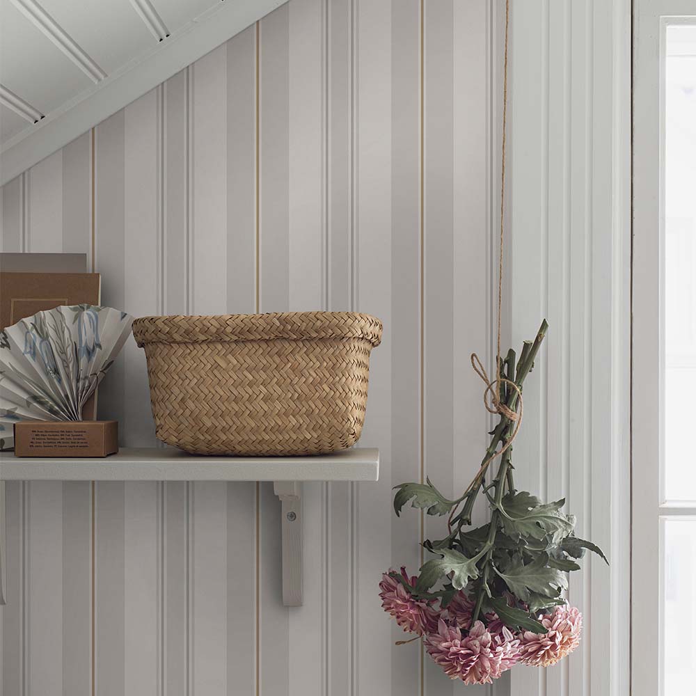 Gustaf Wallpaper - Light Grey/Gold - Boråstapeter - 3277 - Premier Wallcovering