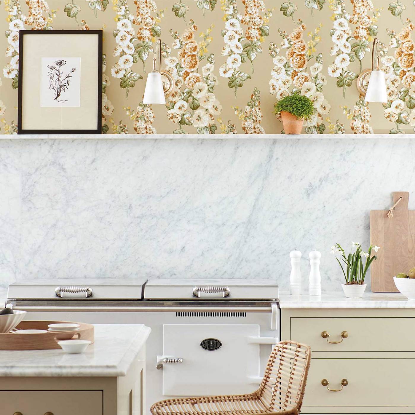 Hollyhocks Wallpaper - Gold Metallic/Tan - DOSW217034 - Sanderson