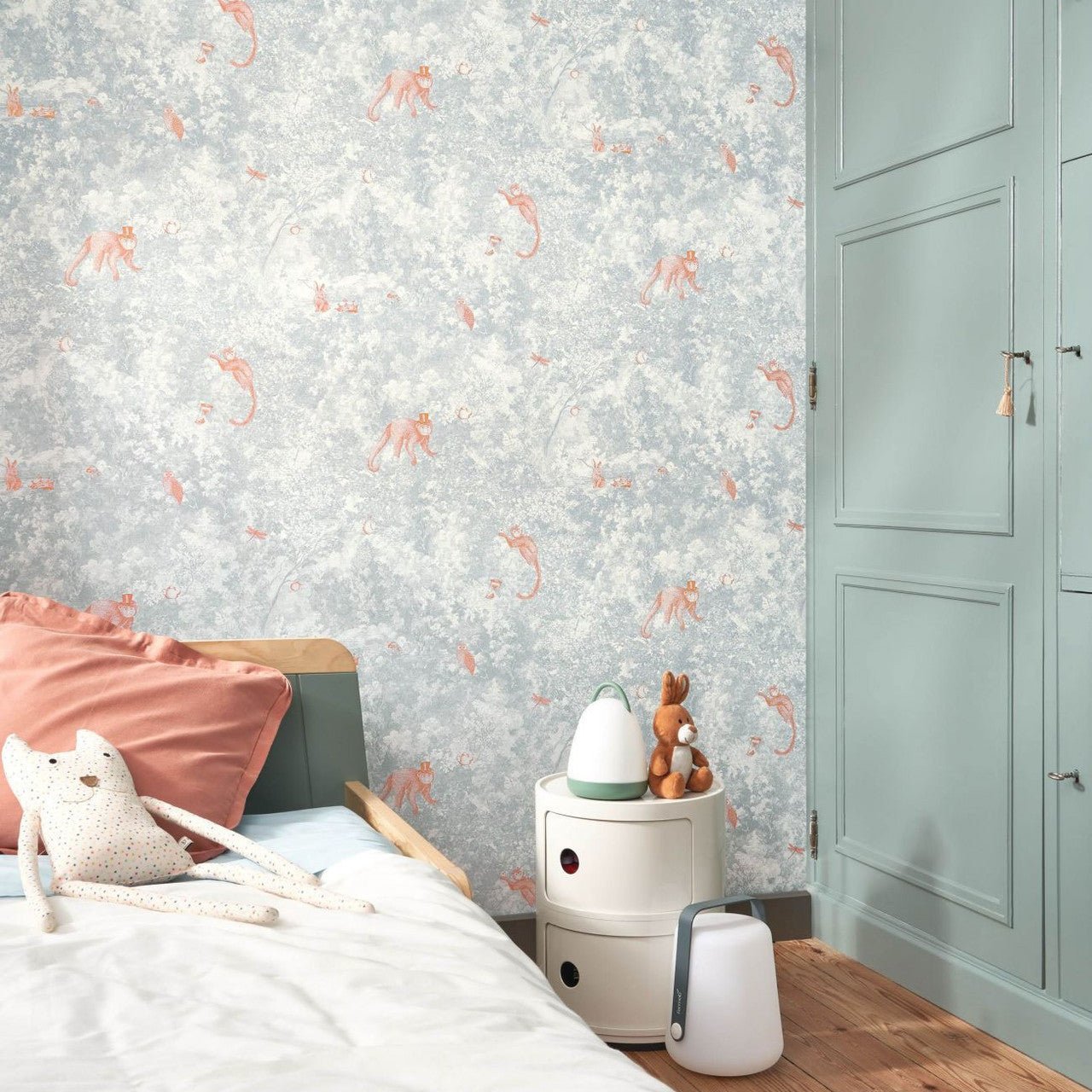 Jardin Des Merveilles Voyage Onirique Wallpaper - Blanc Neige - Casadeco - 87250914 - Premier Wallcovering