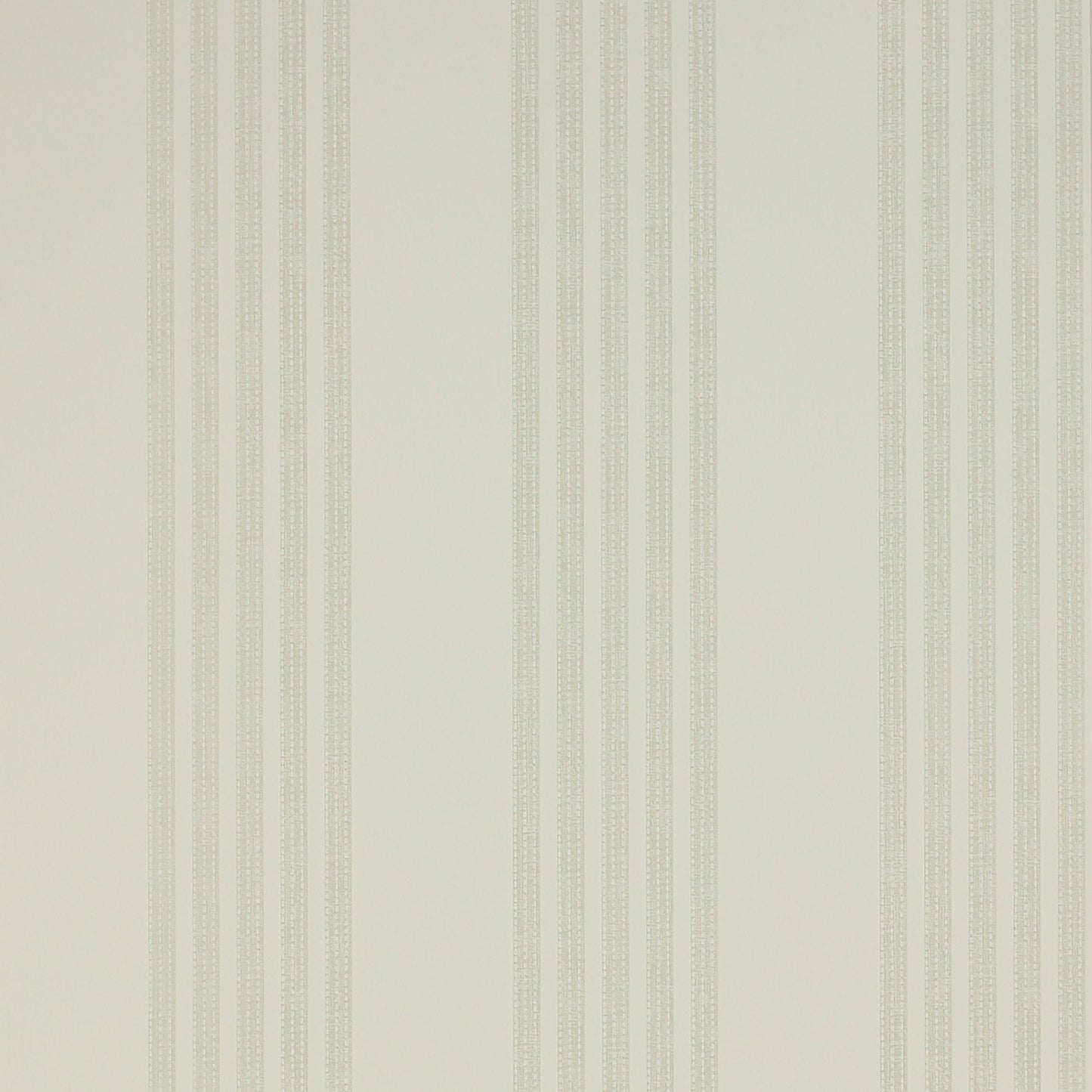 Jude Stripe Wallpaper - Silver - Colefax & Fowler - 07191 - 04