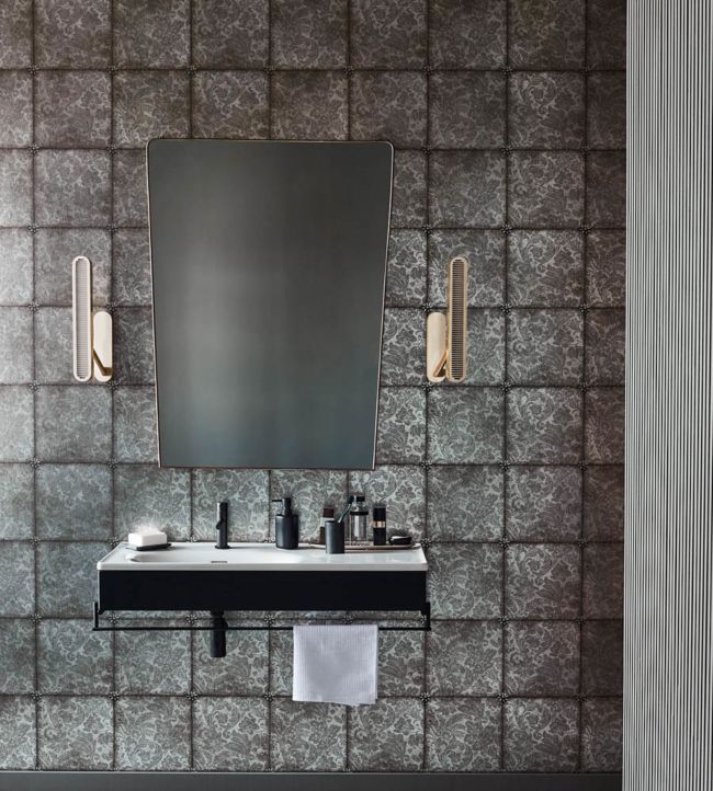 Kings Argent Wallpaper - Metallic Silver Foil - 118/4007 - Cole & Son - Premier Wallcovering