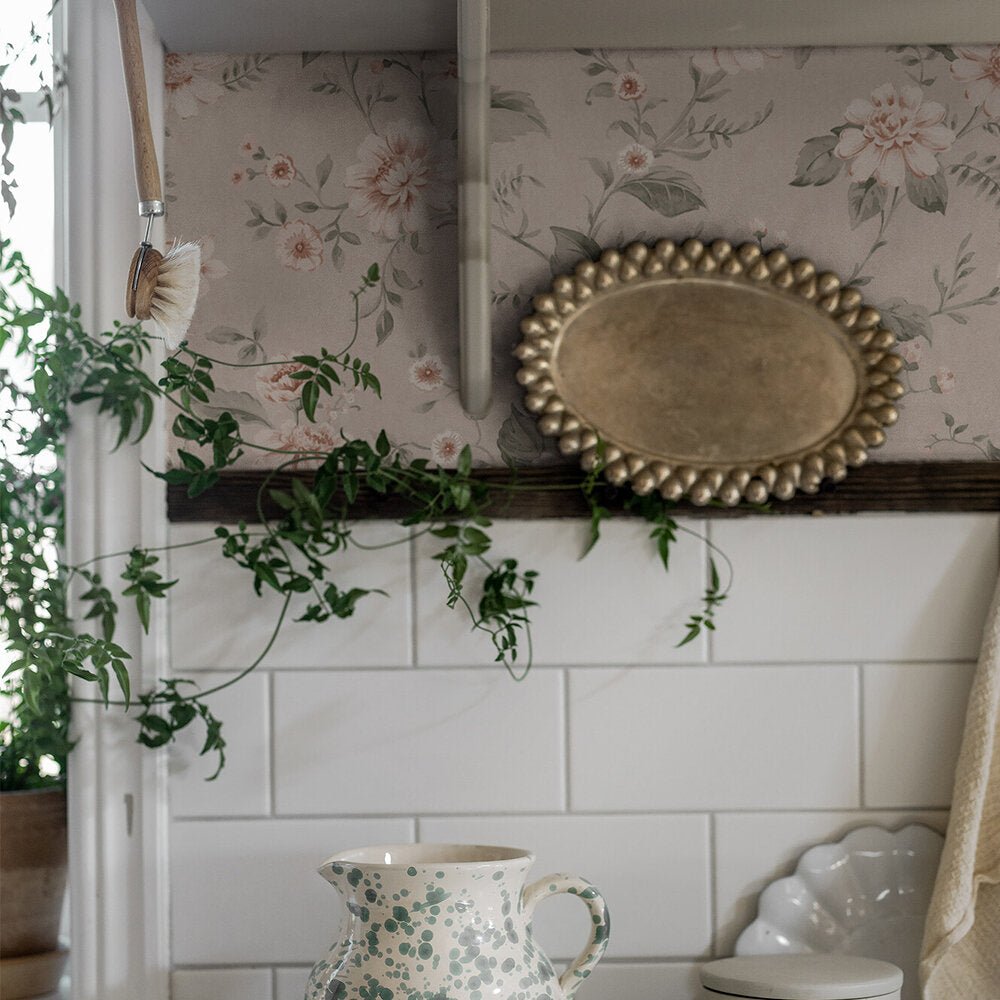 Laura´s Cottage Wallpaper - Pink - Boråstapeter - 3572 - Premier Wallcovering