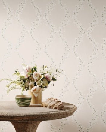 Liliana Wallpaper - Ivory - Colefax & Fowler - W7019 - 01