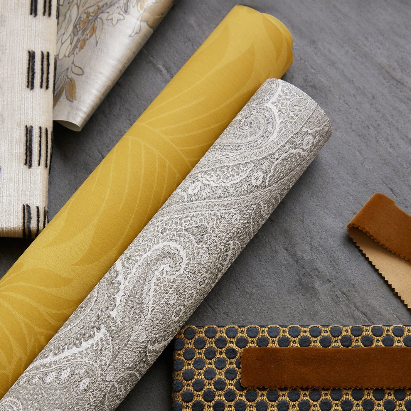 Marsden's Palm Damask Wallpaper - Tigers Eye - ZCOT313022 - Zoffany