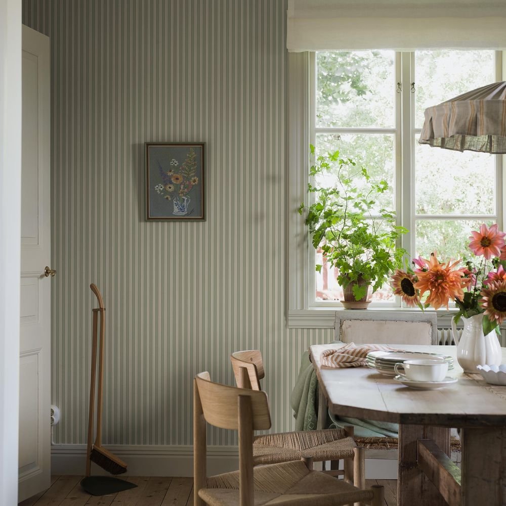 Parlrand Wallpaper - Green - Boråstapeter - 6980 - Premier Wallcovering