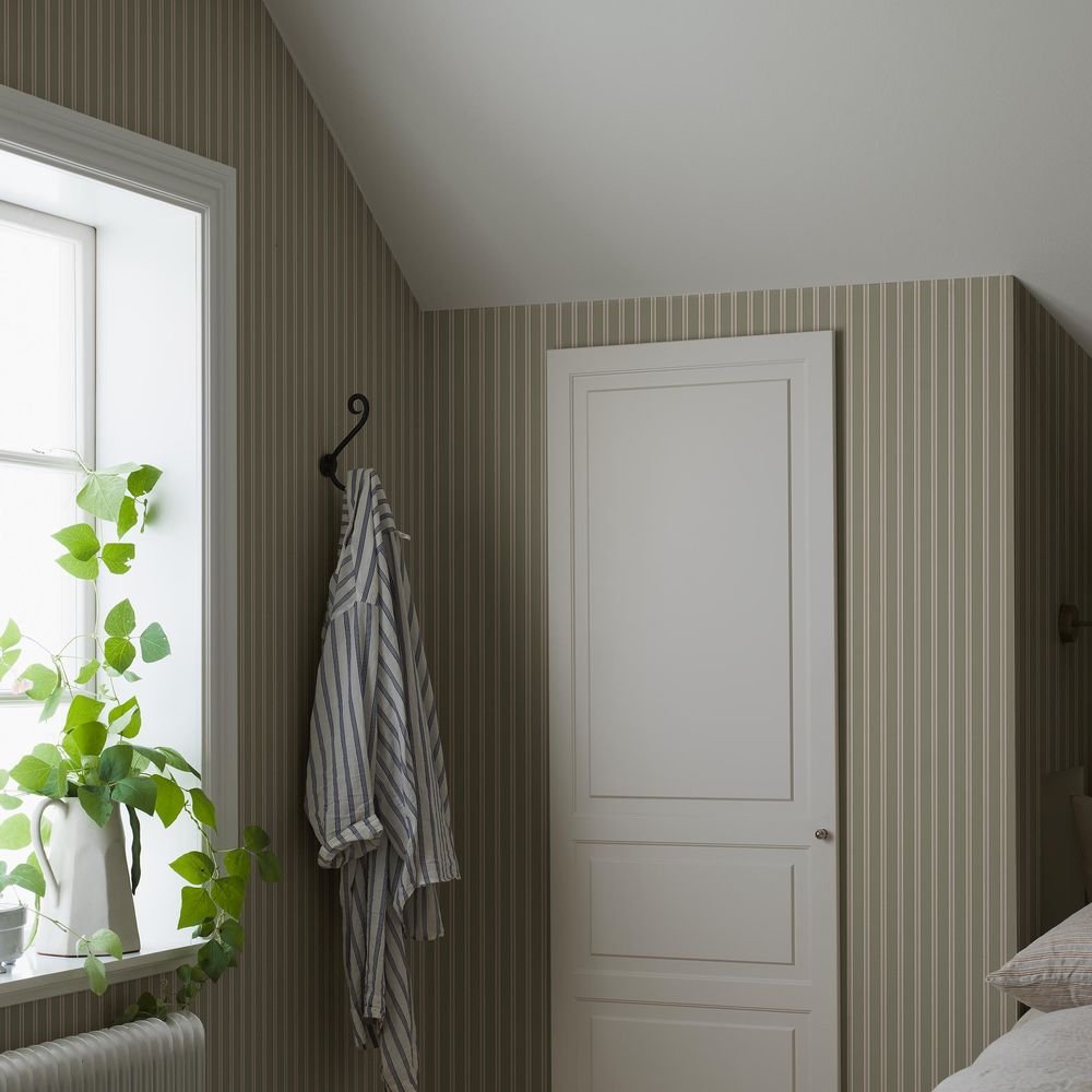 Parlrand Wallpaper - Green - Boråstapeter - 6980 - Premier Wallcovering