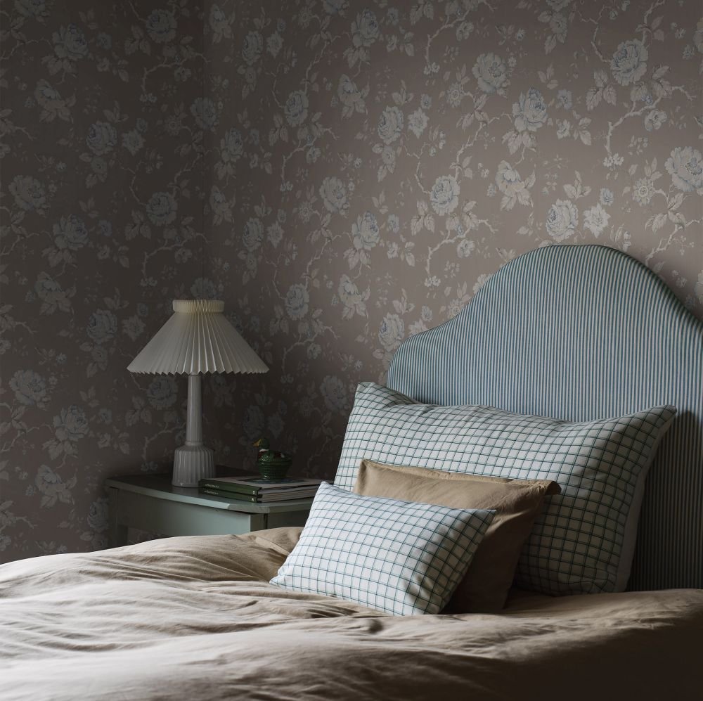 Rosentrad Wallpaper - Taupe - Boråstapeter - 4828 - Premier Wallcovering