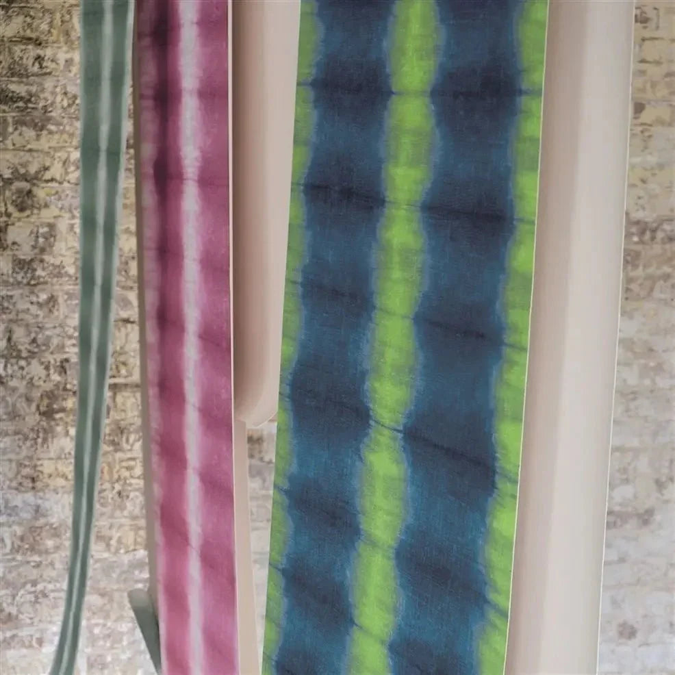 Savine Wallpaper - Lime - P615/06 - Designers Guild