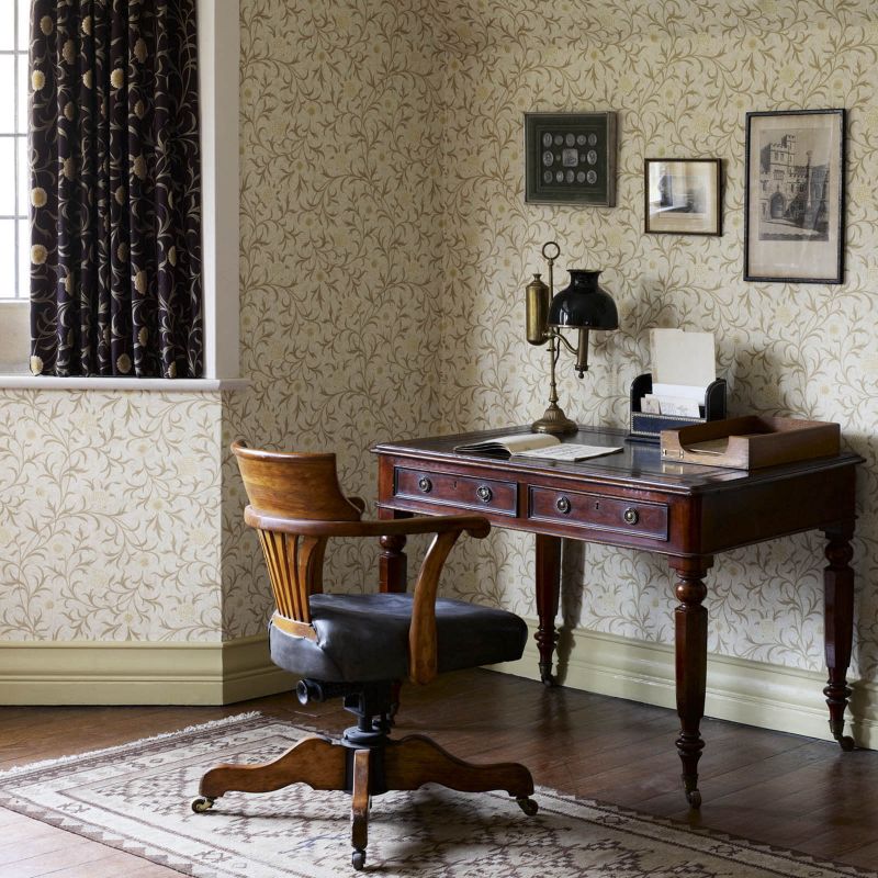 Scroll Wallpaper - Thyme/Pear - Morris & Co - 216831