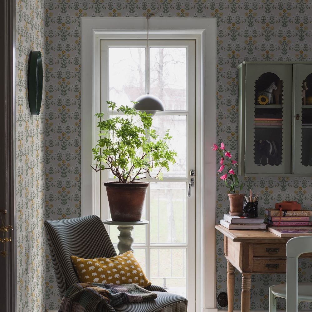 Sippor Wallpaper - Light Grey - Boråstapeter - 4811 - Premier Wallcovering
