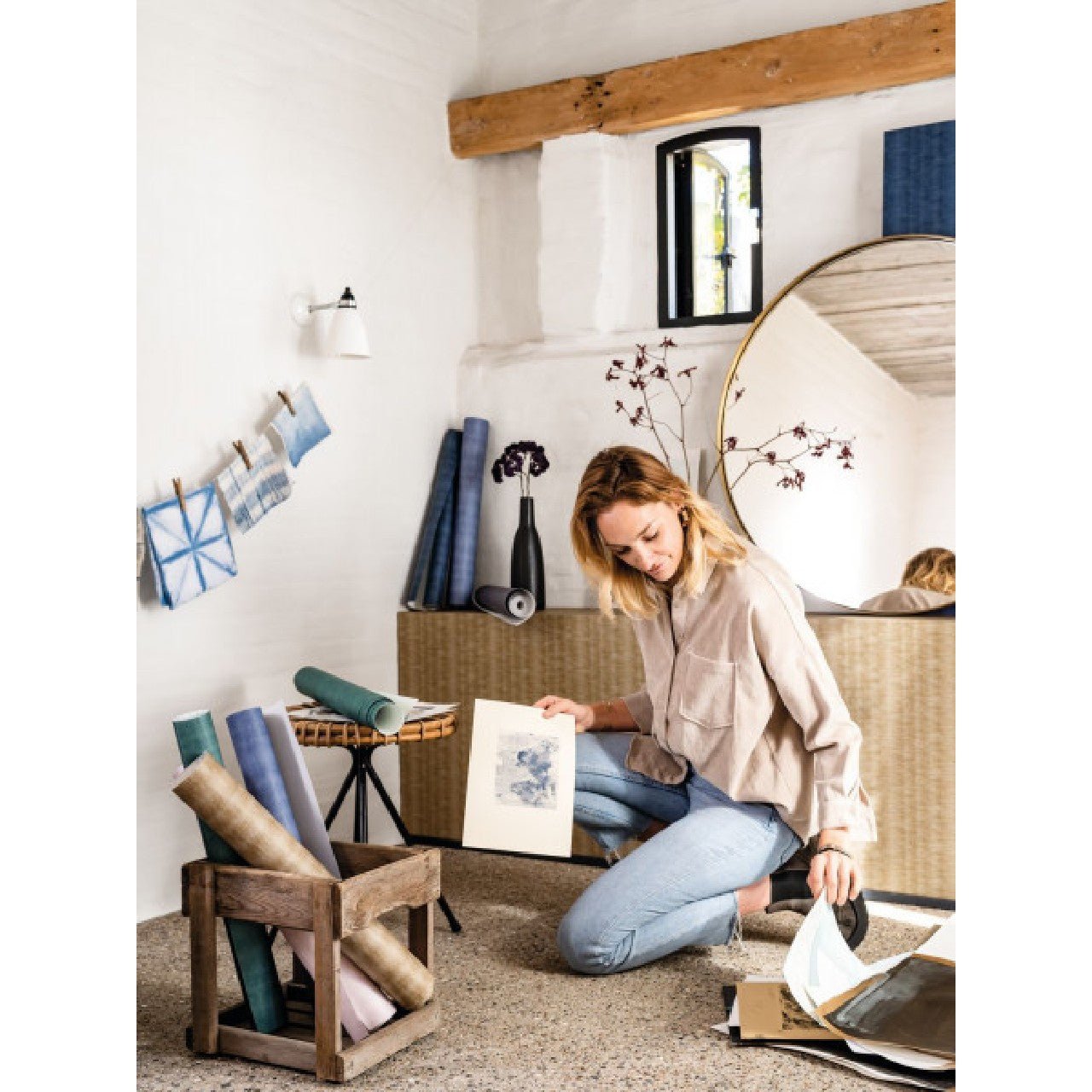 Vera Idylle Wallpaper - Pale Grey/white - Casadeco - 83881111 - Premier Wallcovering