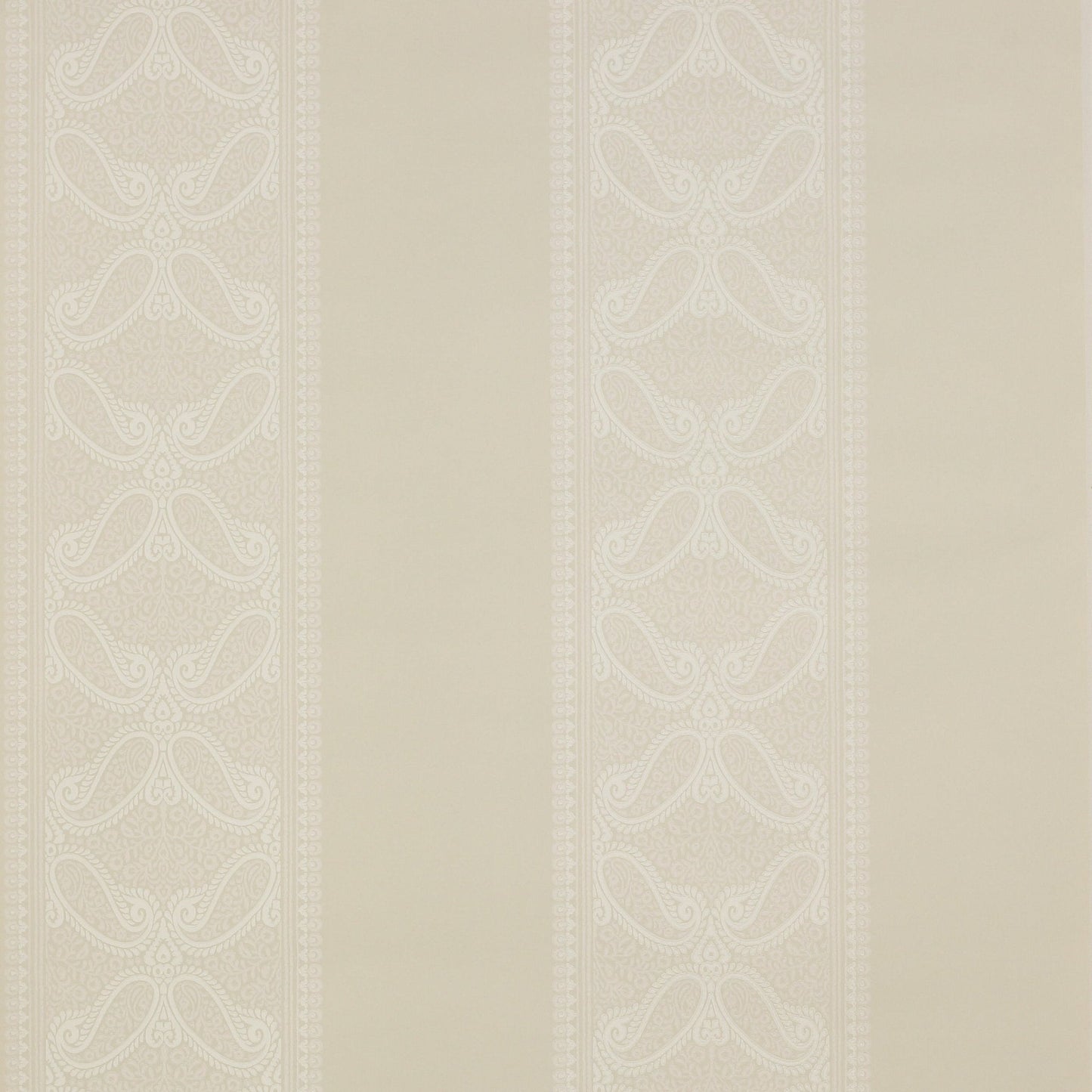 Verney Stripe Wallpaper - Ivory - Colefax & Fowler - 07186 - 01