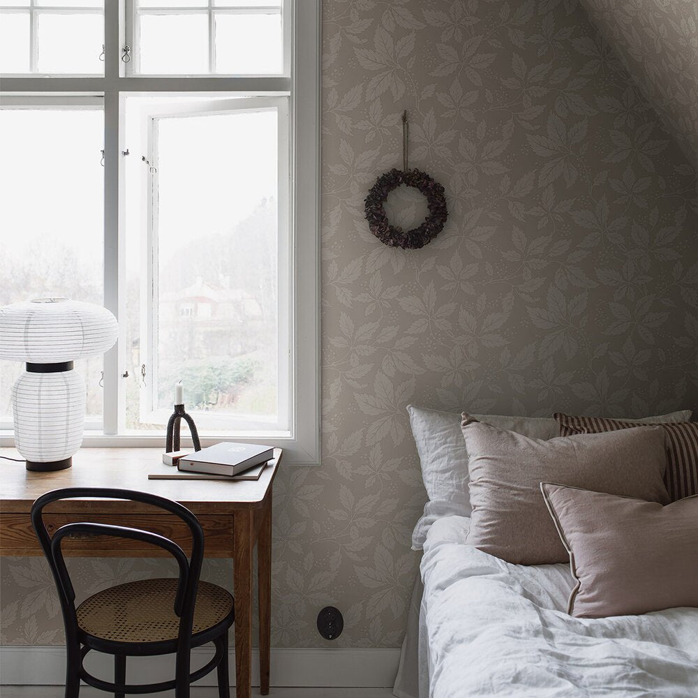 Vildvin Wallpaper - Neutral/ Brown - Boråstapeter - 2028 - Premier Wallcovering