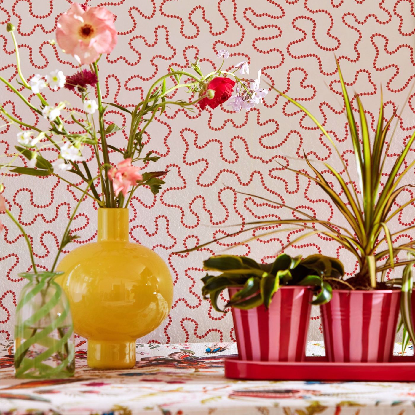 Wiggle Wallpaper - Carnelian/Rose Quartz - HSRW113062 - Harlequin - Premier Wallcovering