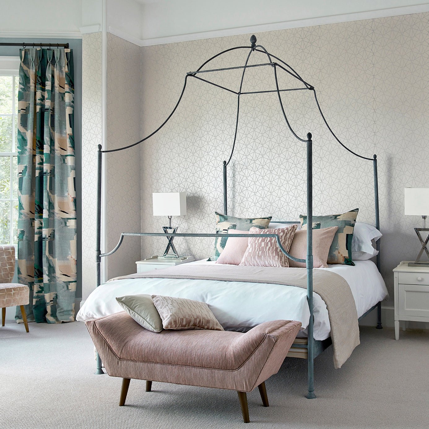 Zola Shimmer Wallpaper - Gilver - HMWF111975 - Harlequin - Premier Wallcovering