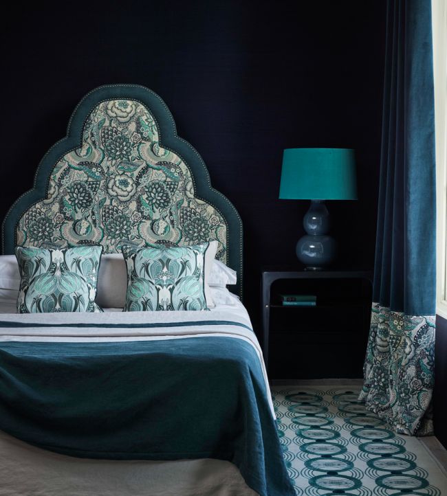 Patricia in Cotton Room Velvet Fabric - Green