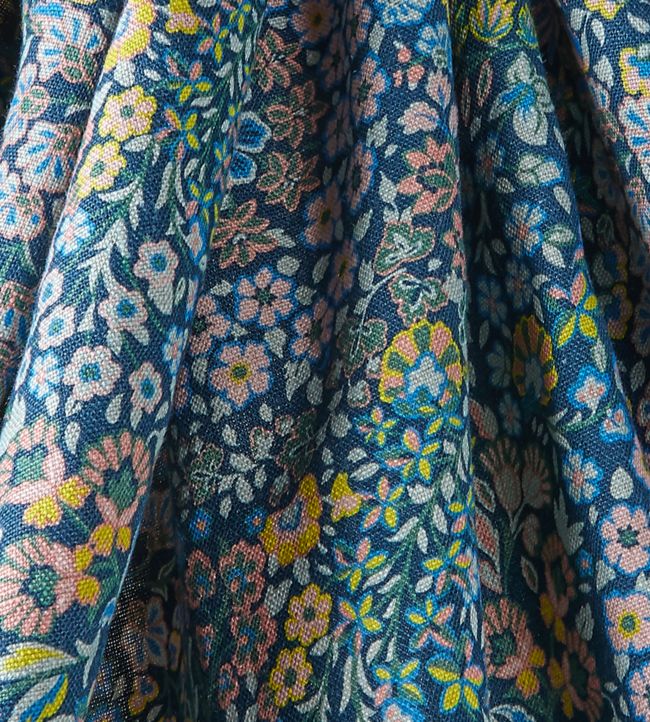Marquess Garden in Ladbroke Linen Room Fabric - Blue