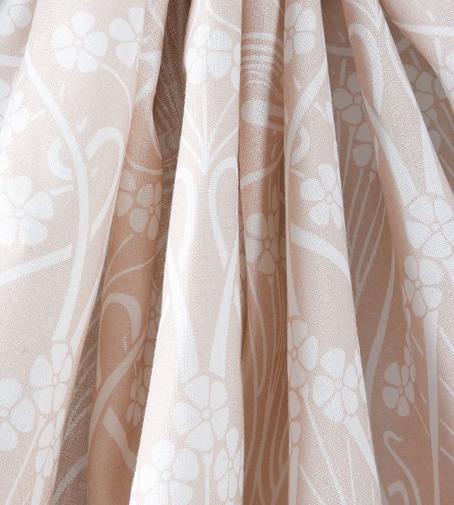 Ianthe Bloom Mono in Chiltern Linen Room Fabric - Pink