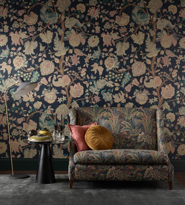 Palampore Trail Room Wallpaper - Multicolor